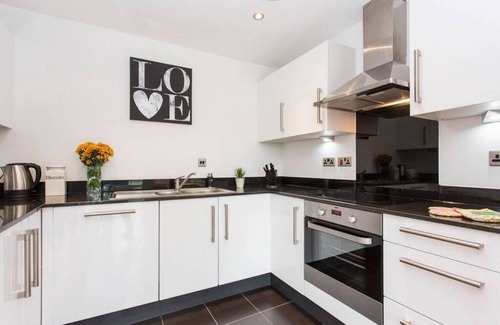 Charlton Apartment | JOIVY Cosy apartment next to Westcombe Park