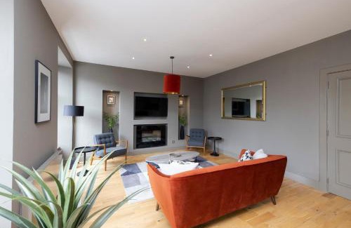 New Town Apartment | JOIVY Stylish Flat in New Town