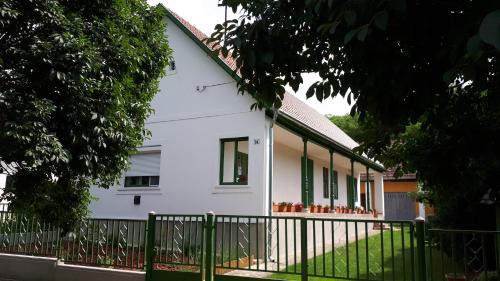 Szalka House | JOLANDA Vendégház