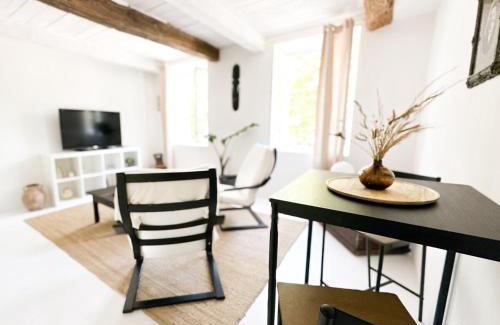 Bargemon Apartment | Joli 2P, Cave, Piscine & Parking