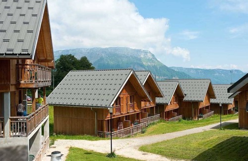 La Feclaz Condo | Joli Appartement | 1BR for 4 + Ski Rental Deals