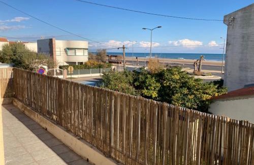 Narbonne-Plage Apartment | Joli appartement avec vue mer