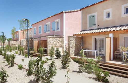 Aigues-Mortes Condo | Joli Appartement avec Accès Piscine Extérieure