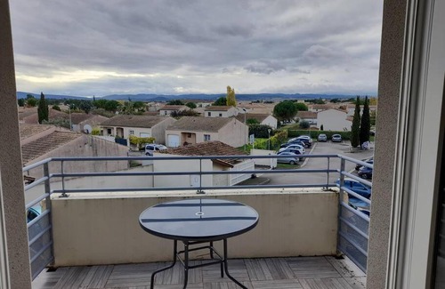 Villemoustaussou Apartment | Joli appartement,3min de Carcassonne, vue montagnes