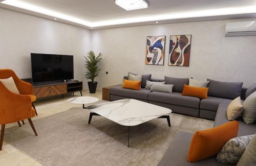 Camp El Ghoul Apartment | joli duplex au coeur de marrakech family only