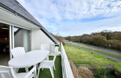 Guidel Apartment | Joli duplex plein bourg - 1km des plages