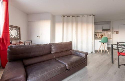 Castanet-Tolosan Apartment | Joli loft équipé, tennis, piscine