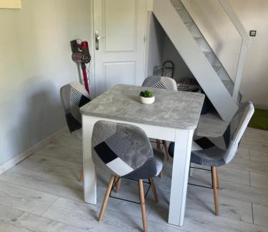 Lamotte-Beuvron Apartment | Joli Studio confort indépendant coeur de Sologne
