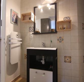 Sauveterre House | joli studio indépendant avec kitchenette