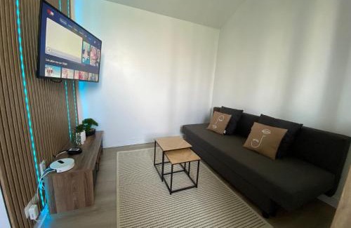 Champigny-sur-Marne Apartment | Joli Studio Lumineux et moderne