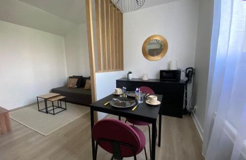 Champigny-sur-Marne Apartment | Joli Studio Lumineux et moderne