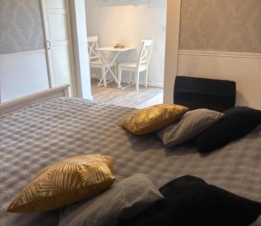 Saint-Zacharie Apartment | Joli studio romantique à St Zach