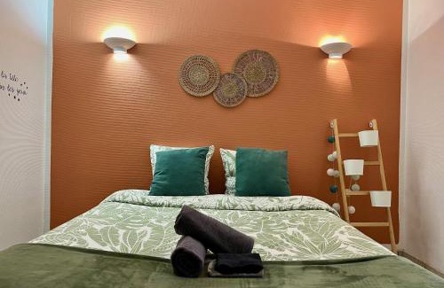Saint-Cyr-l'Ecole Apartment | Joli T2 47m2 au calme absolu, à 2 pas de la gare avec parking privé
