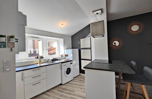 Riom Apartment | Joli T2 Scandi