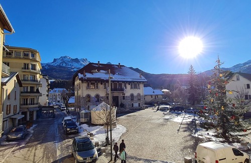 Barcelonnette Apartment | Joli T2 sud 36m² Centre Barcelonnette vue Montagne