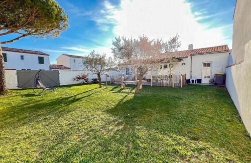 Saint-Clement-des-Baleines Villa | Jolie maison avec jardin à proximité de la plage