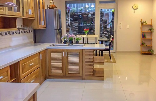 Phuong Villa | Jolie House Villa- Open View- Few Mins To Downtown