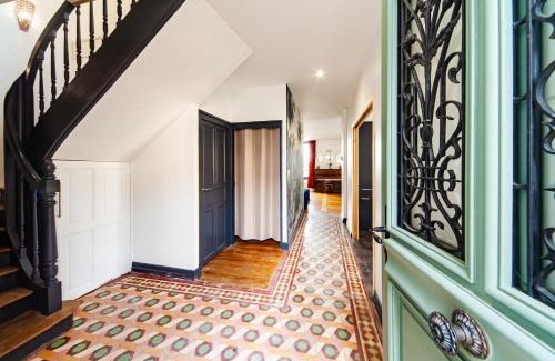 Mauleon House | Jolie m'Home, Le Puy du Fou, 15 pers, 7 ch, 5 sde, 5 wc