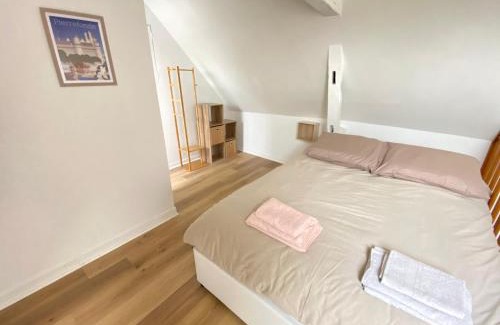 Margny-les-Compiegne House | Jolie maison Margnotine avec cour & parking privés