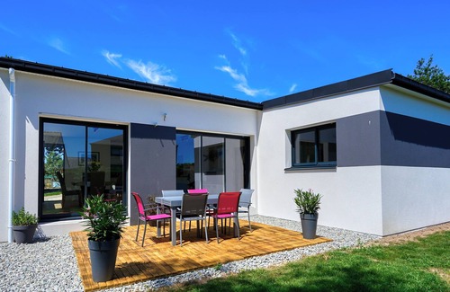 Sainte-Helene House | Jolie Maison Neuve, Très Bien Exposée, au Calme, Jardin, Terrasse