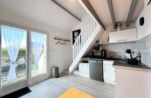 Guidel-Plages House | Jolie maisonnette - 300m des plages – piscine