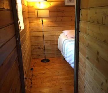 Saint-Amand-les-Eaux Ski Chalet | Jolie Roulotte tout confort