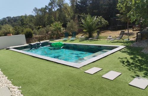 Meounes-les-Montrieux Villa | Jolie villa au calme avec piscine