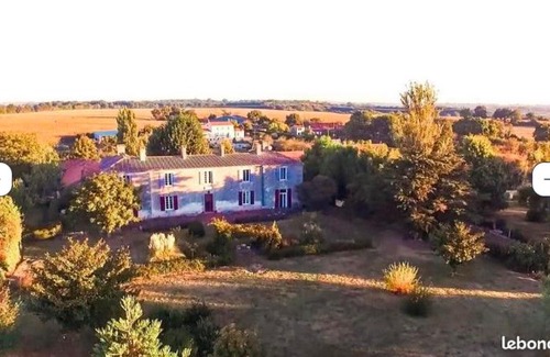 Le Bernard Bed & Breakfast | Jolly Château - Family and Friends suite