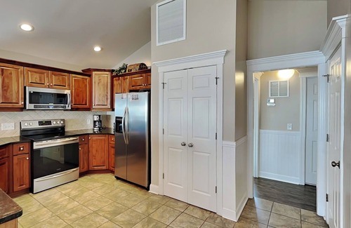 Topsail Beach House | Jolly Dave's | Private Beach Access Walkway!