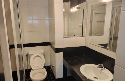 Pratumnak Hill Apartment | Jomtien Hill Resort Pratamnak