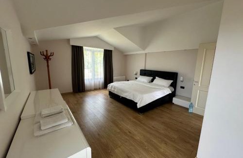 Elbasan Villa | Jon Private Vila