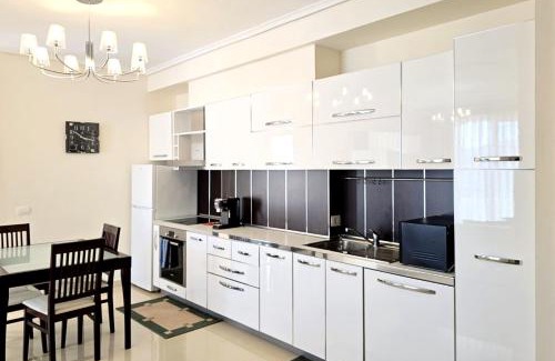 Kodrra Apartment | Jona's Top-Floor Oasis