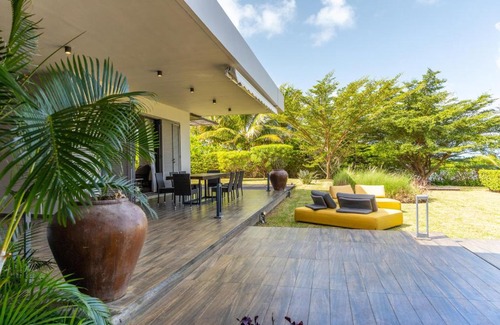 Vieux Grand Port Villa | Jonchée 1810 Homes by Horizon Holidays