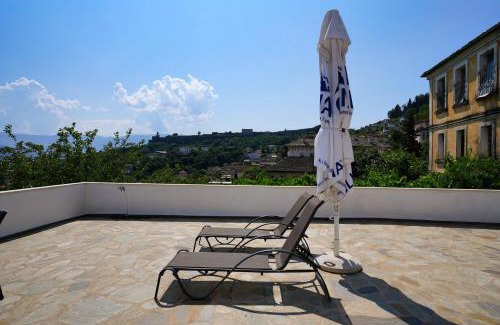 Gjirokaster Hotel | Jons Apartment
