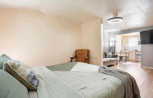 East Naples Apartment | Jony’s Paradise