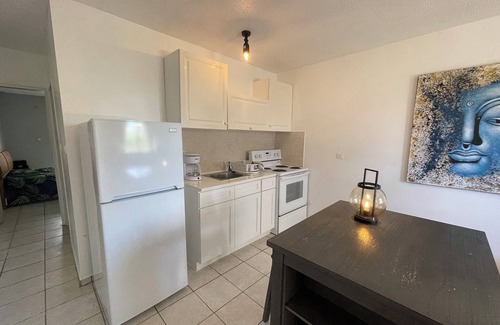 Colombier Apartment | Jordan Village beautiful studio- unit 28
