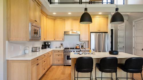 Park City House | Jordanelle by AvantStay Next to the Reservoir