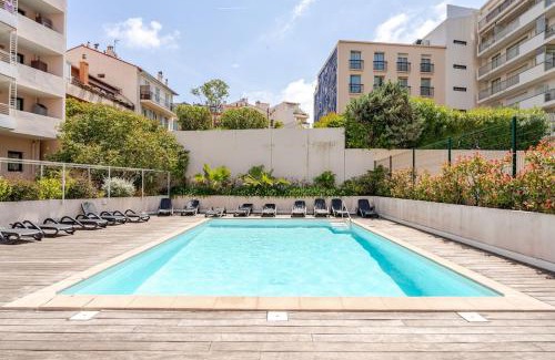 Cannes Old Town Apartment | Joséphines