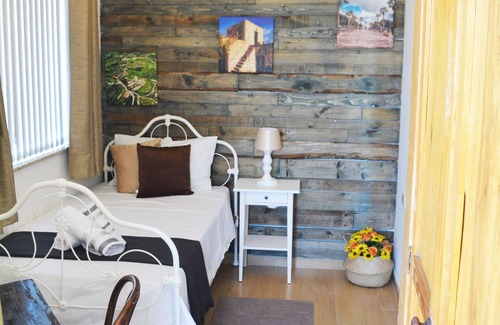 Gudja House | Joseluce Guesthouse