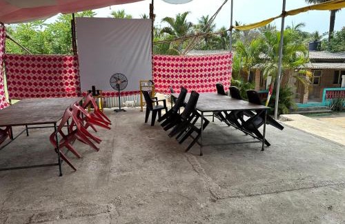 Gorai Hotel | Josh Garden