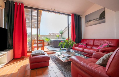 Caux Apartment | Joshroom