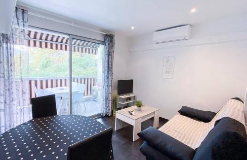 La Bocca Nord Apartment | JOURDAN - Quiet with terrace Wifi Air conditioning Pool
