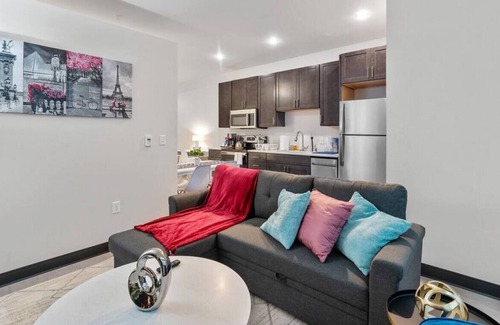Westown Apartment | Journal Commons 332 · Lavish 1BR at Historic Journal Sentinel / 65" TV