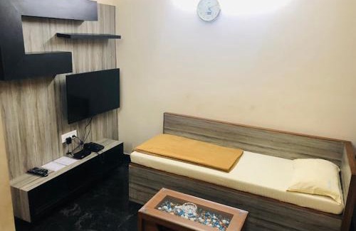 Bommasandra Hotel | Joy Lux Stay