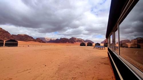 Wadi Rum Bed & Breakfast | joy of life Camp