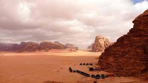 Wadi Rum Bed & Breakfast | joy of life Camp
