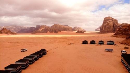 Wadi Rum Bed & Breakfast | joy of life Camp
