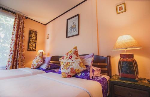 Chiang Mai Bed & Breakfast | Joy's House & Tour