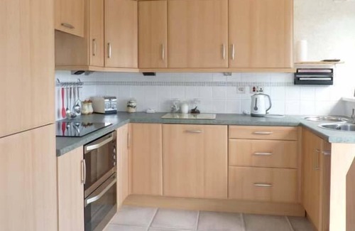 Falmouth House | JOYLANDS, pet friendly, with a garden in Falmouth