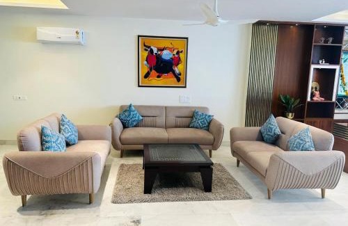 New Delhi Bed & Breakfast | JP INN Near Ashram Chowk